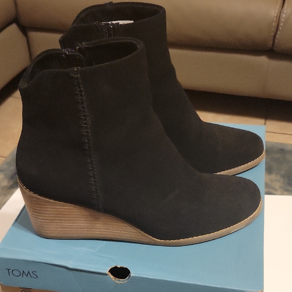 TOMS Black Suede Wedge Boots